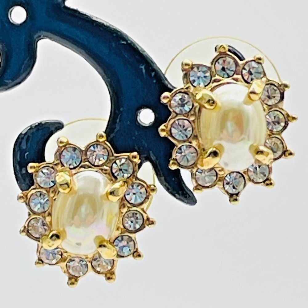 ROMAN Signed Pierced Earrings Gold Tone Faux Pearl Clear Rhinestone Halo Vintage